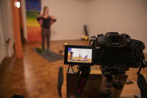 Deine Online-Yogaschule