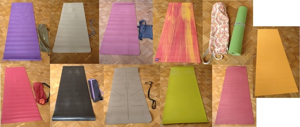 Alte Matten warten auf Abholung